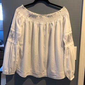 Comme USA off shoulder white top